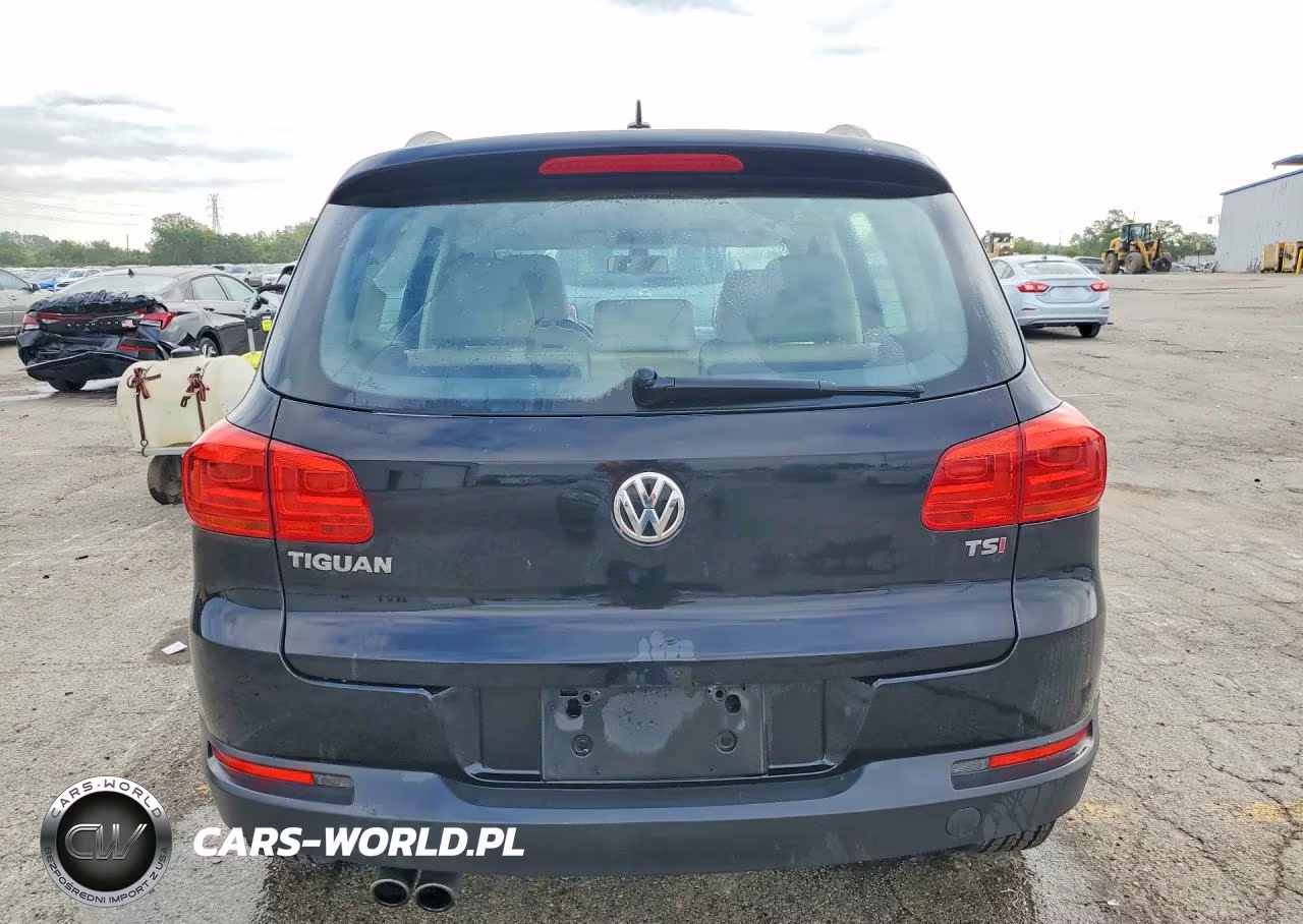 2016 Volkswagen Tiguan S VIN:WVGAV7AX2GW003897 - 6