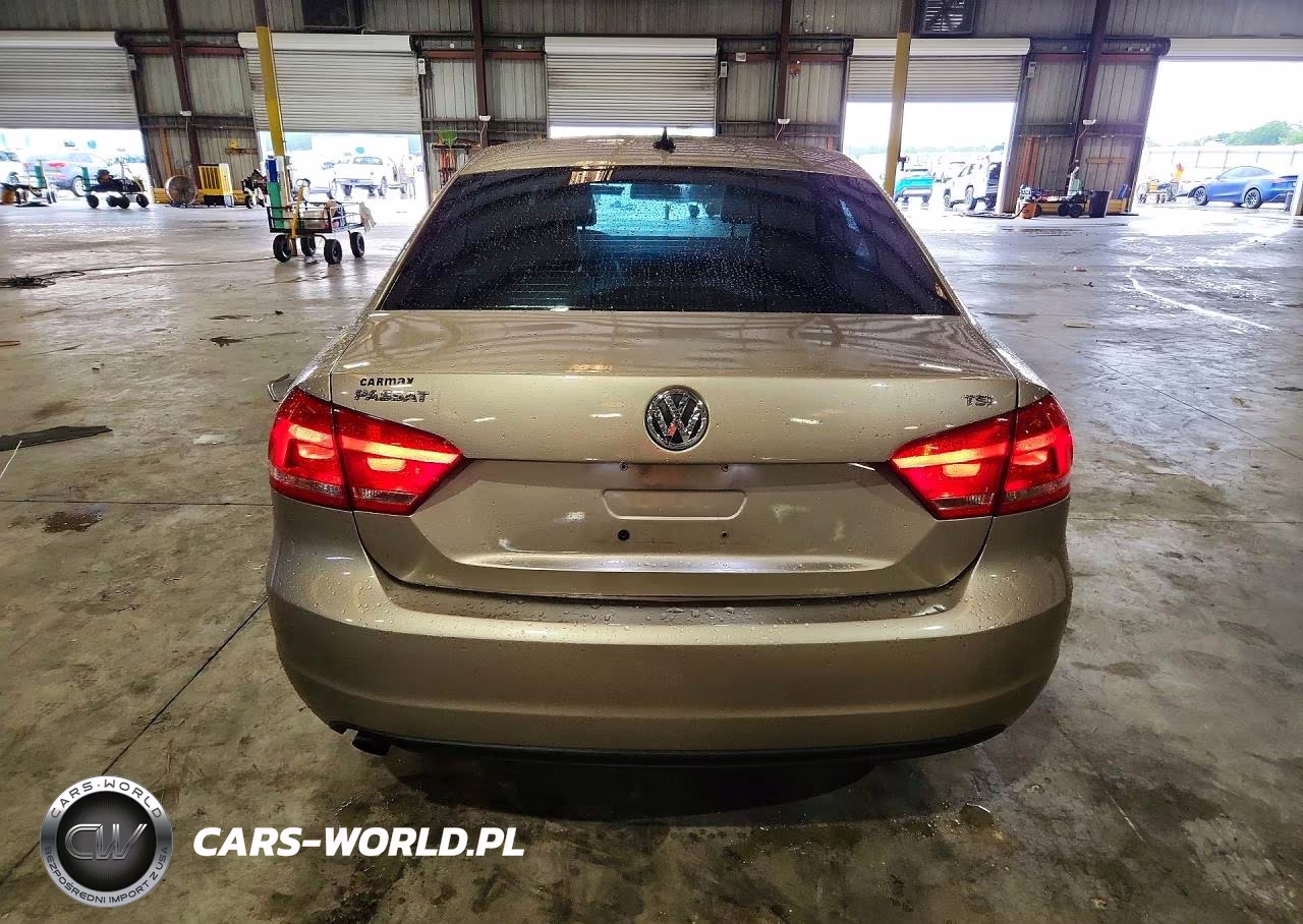 2015 Volkswagen Passat S VIN:1VWAT7A38FC016920 - 6