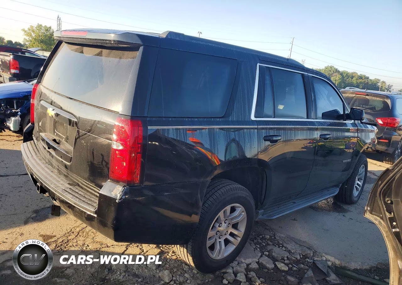2019 Chevrolet Tahoe K1500 Lt VIN:1GNSKBKC7KR140428 - 3
