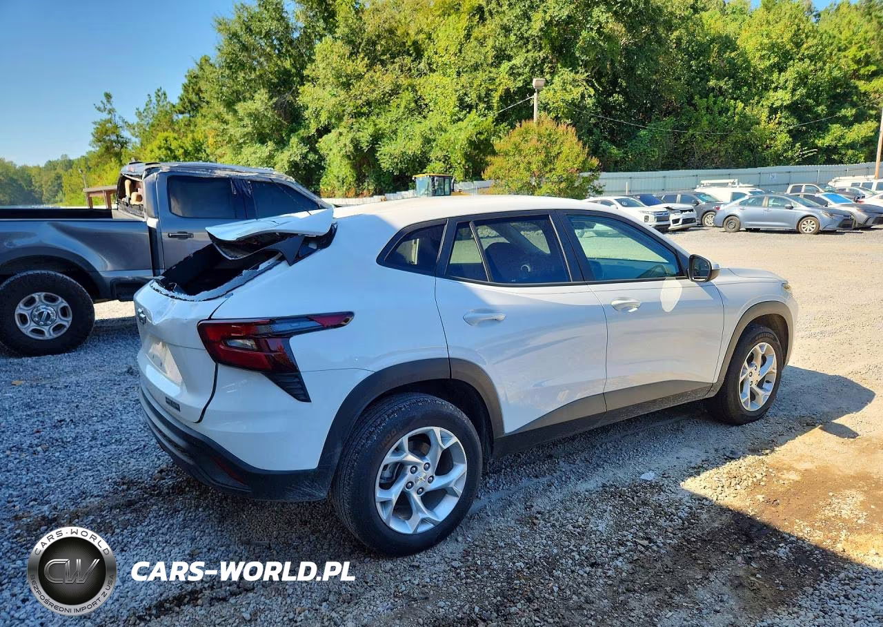 2025 Chevrolet Trax Ls VIN:KL77LFEP7SC321028 - 3