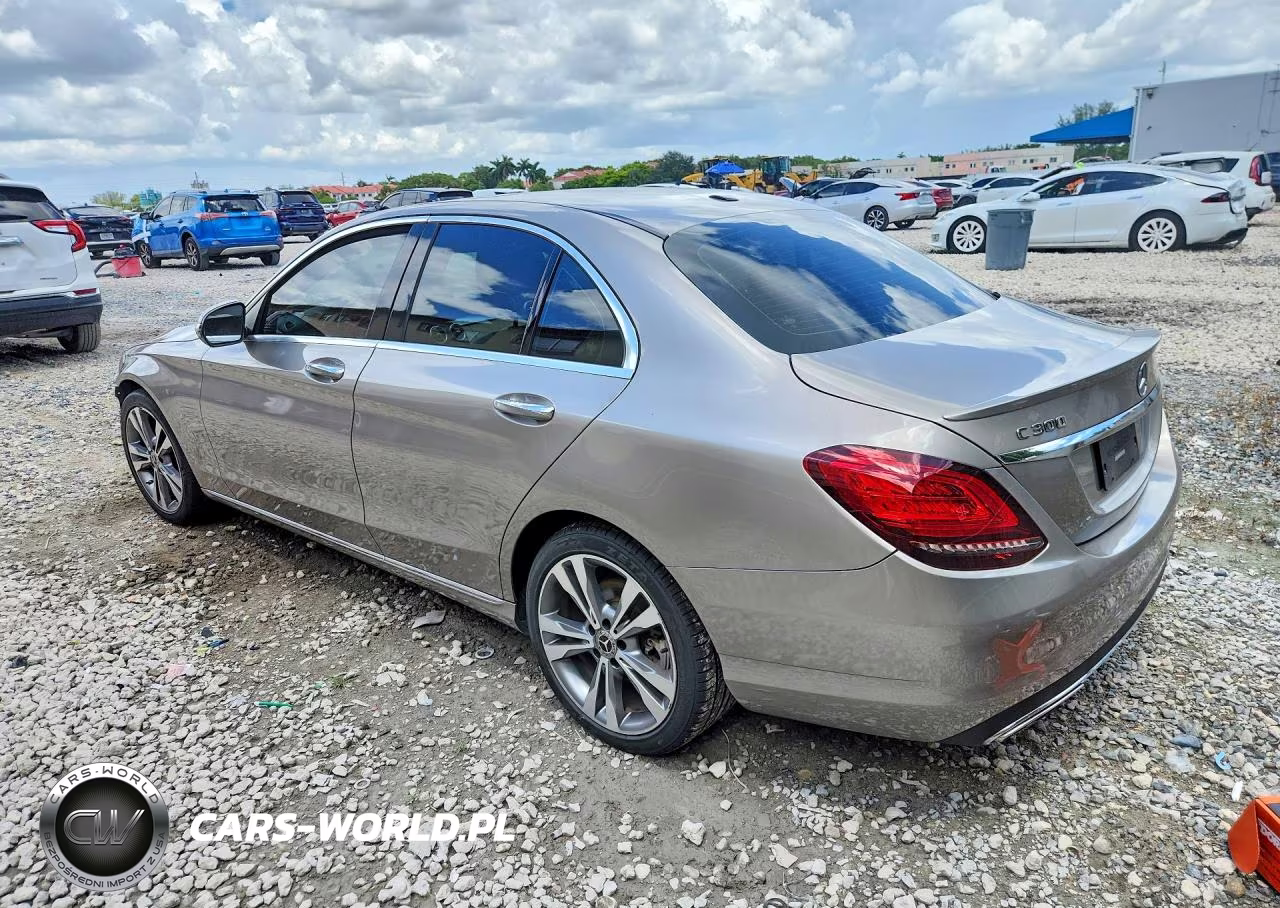 2019 Mercedes-Benz C 300 VIN:55SWF8DB1KU302046 - 2