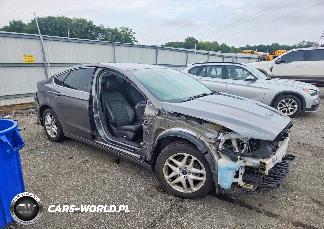2014 Ford Fusion Se VIN:1FA6P0HD5E5383608 - 4