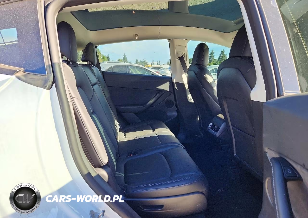 2022 Tesla Model Y VIN:7SAYGAEE4NF491998 - 11