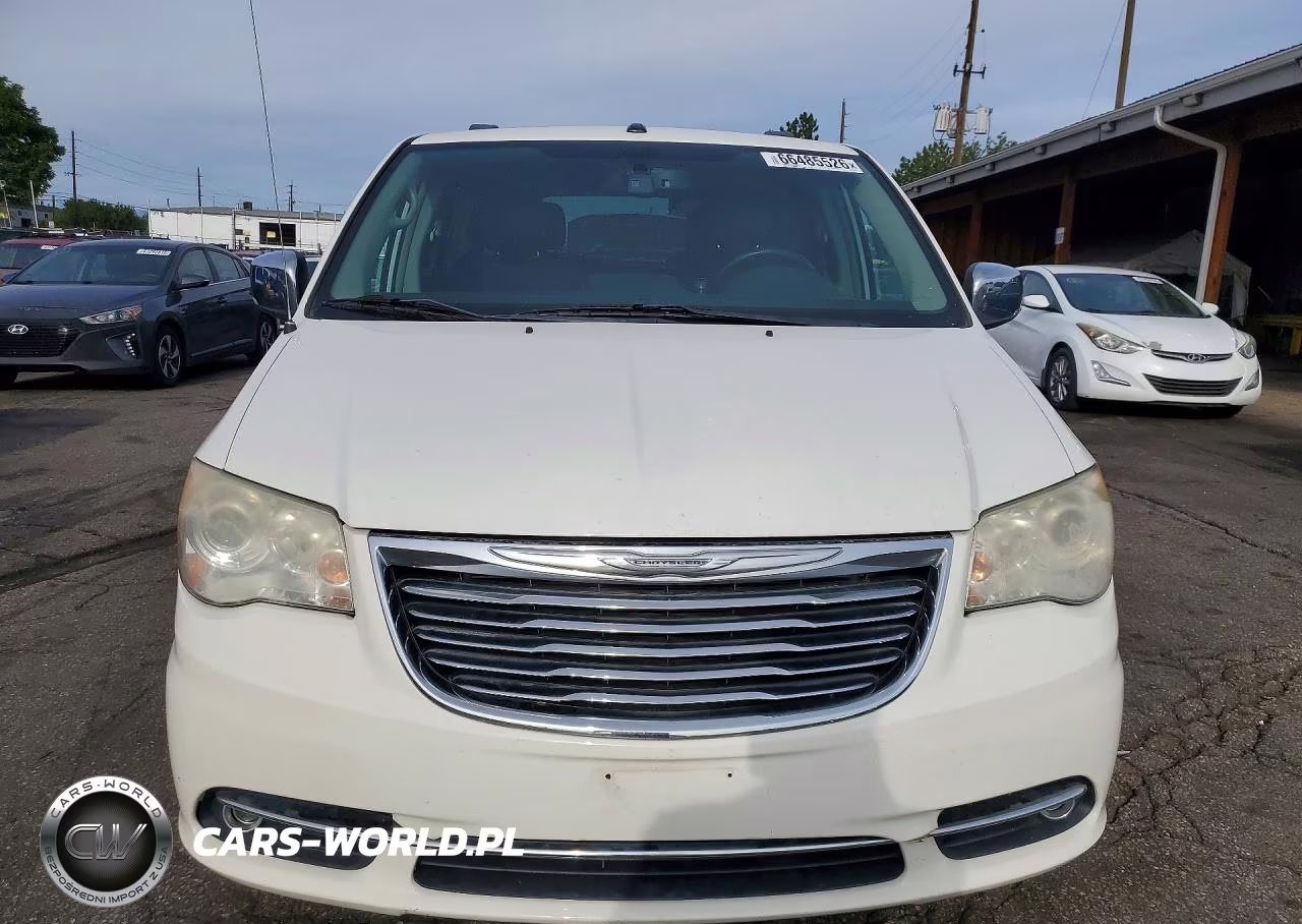 2011 Chrysler Town & Country Limited VIN:2A4RR6DG6BR609698 - 5