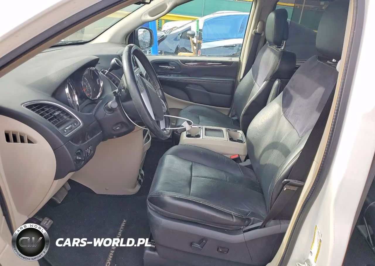 2011 Chrysler Town & Country Limited VIN:2A4RR6DG6BR609698 - 7