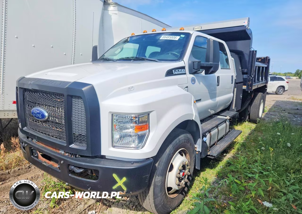 2019 Ford F750 Super Duty Dump Truck