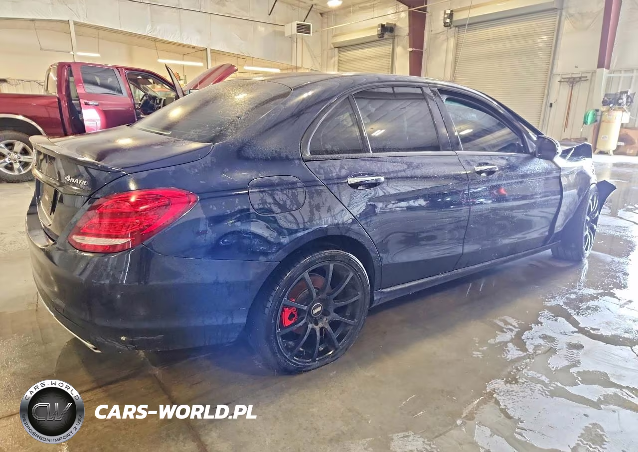 2016 Mercedes-Benz C 300 4Matic VIN:55SWF4KB1GU141345 - 3