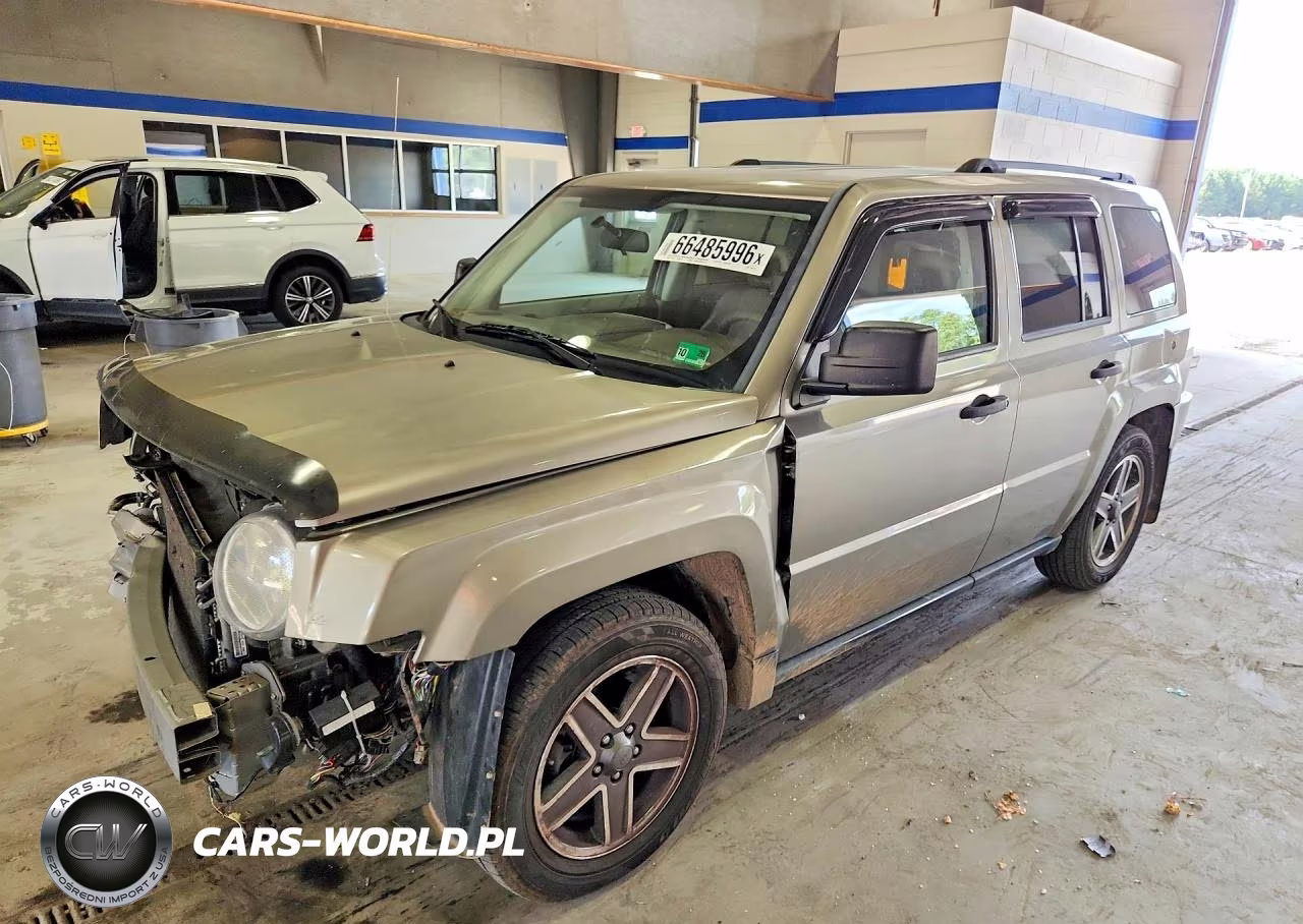 2008 Jeep Patriot Sport VIN:1J8FF28W28D744113 - 1