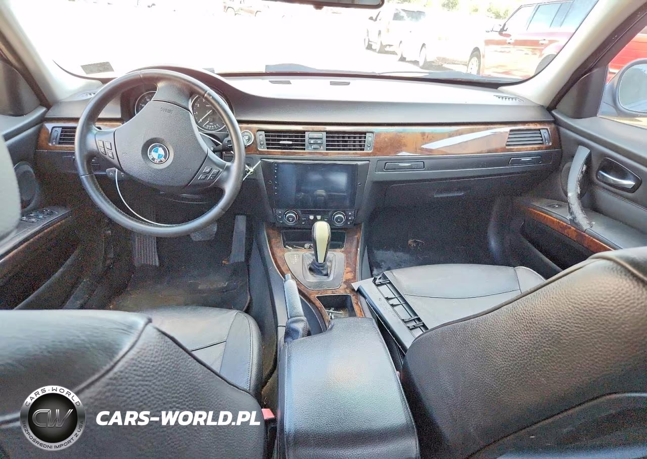 2010 BMW 328 Xi VIN:WBAPK7C53AA459945 - 8