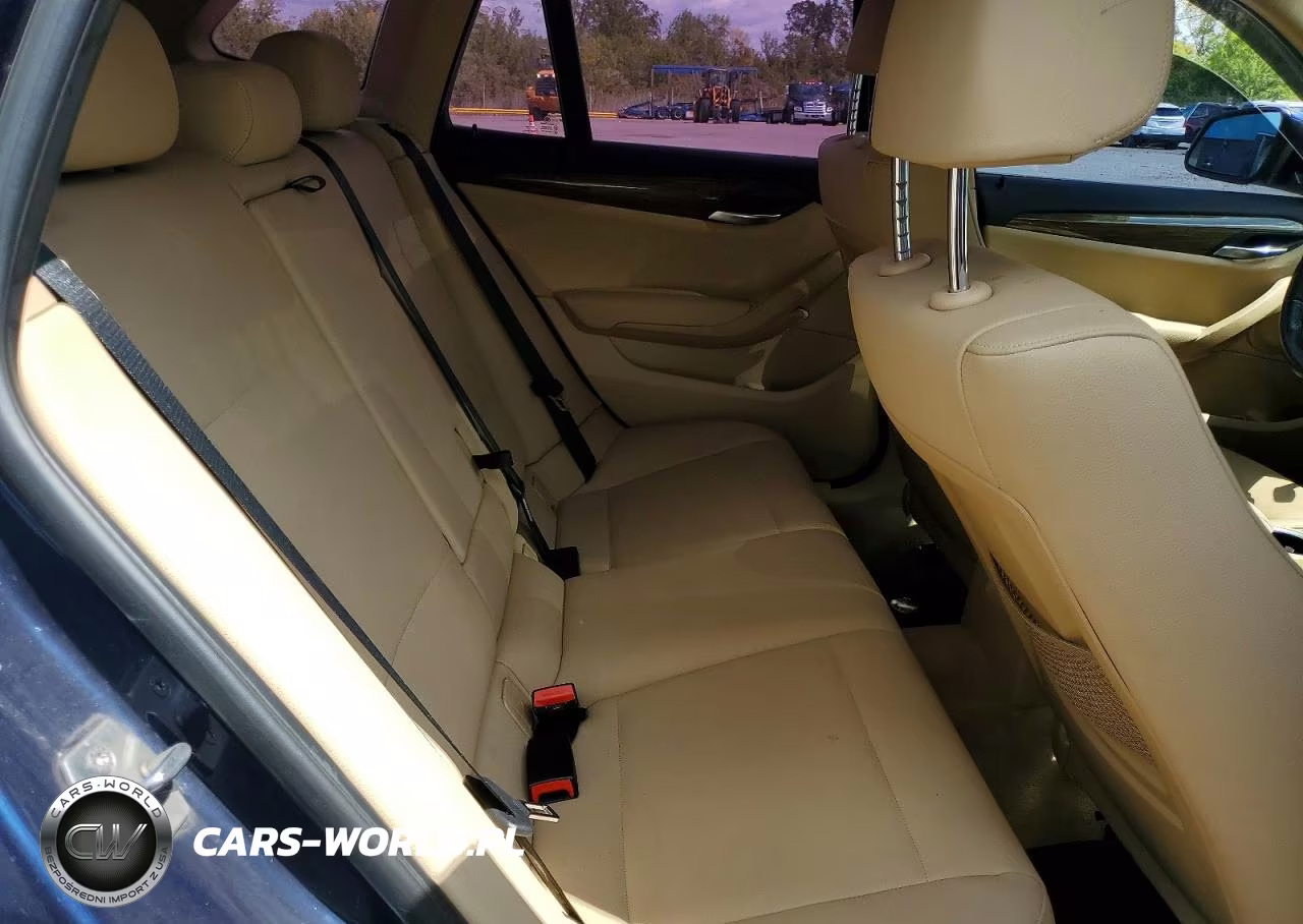 2015 BMW X1 xDrive28I VIN:WBAVL1C53FVY35805 - 10