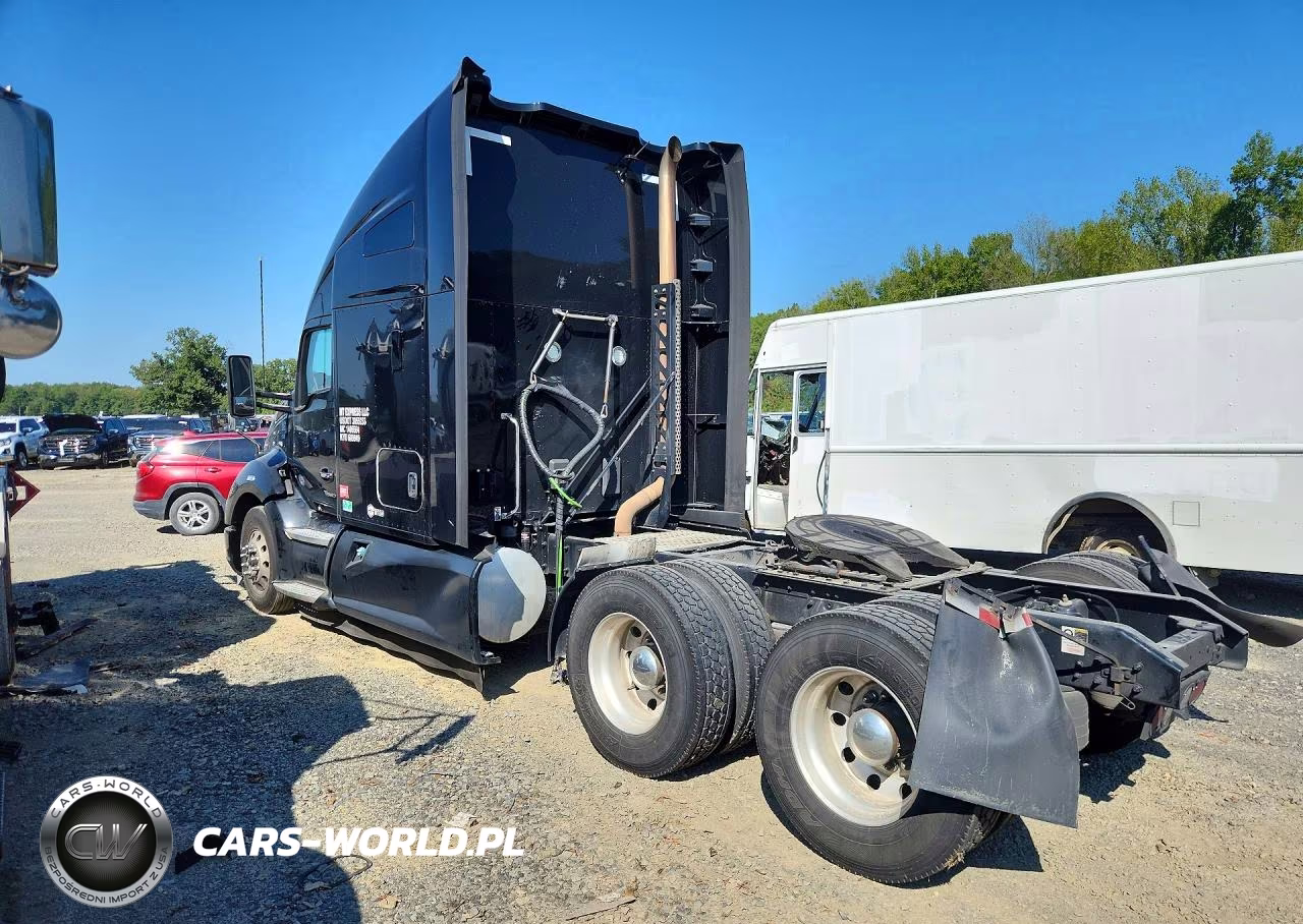 2022 Kenworth Constructi - Semi Truck VIN:1XKYDP9X3NJ100731 - 2