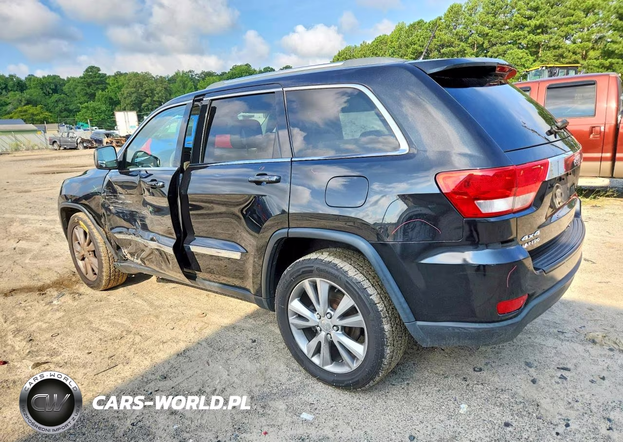 2013 Jeep Grand Cherokee Laredo VIN:1C4RJFAG6DC648062 - 2