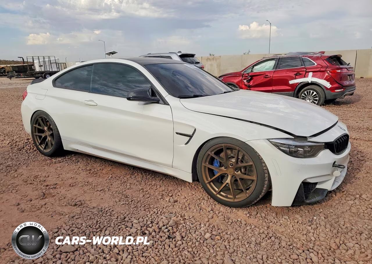 2015 BMW M4 VIN:WBS3R9C55FK331662 - 4