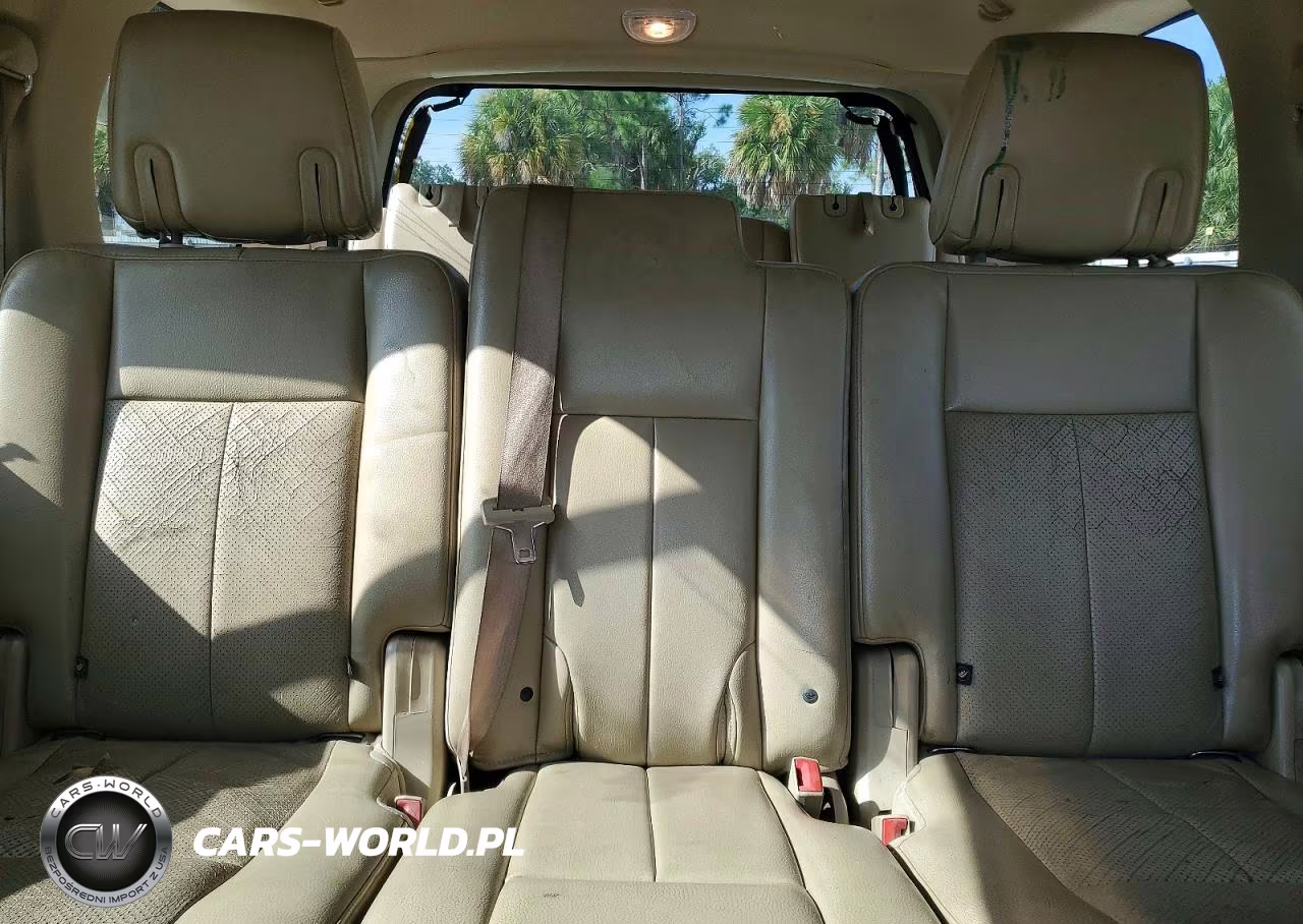 2011 Ford Expedition Xlt VIN:1FMJU1H50BEF49889 - 10