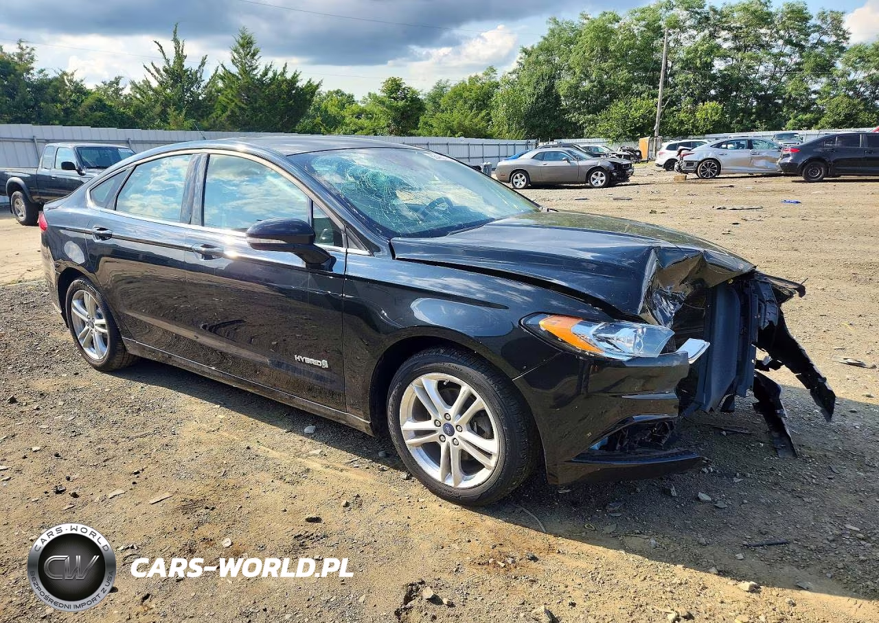 2018 Ford Fusion Se Hybrid VIN:3FA6P0LU7JR151915 - 4