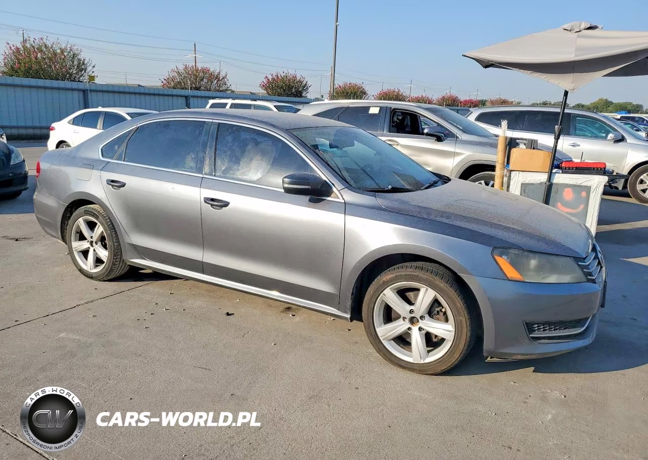 2013 Volkswagen Passat Se VIN:1VWBH7A34DC000135 - 4