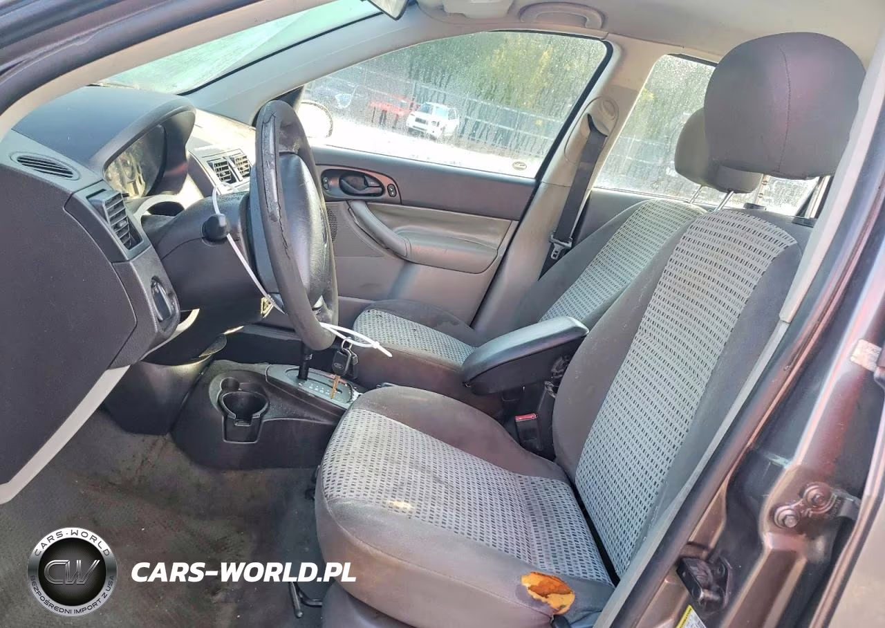 2007 Ford Focus Zx4 VIN:1FAFP34N87W261628 - 7