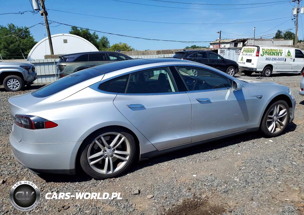 2012 Tesla Model S VIN:5YJSA1DN8CFP02395 - 3