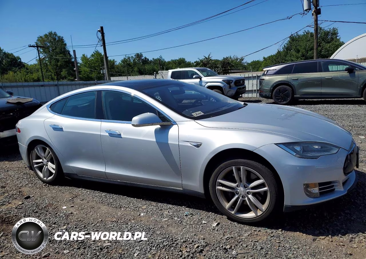 2012 Tesla Model S VIN:5YJSA1DN8CFP02395 - 4
