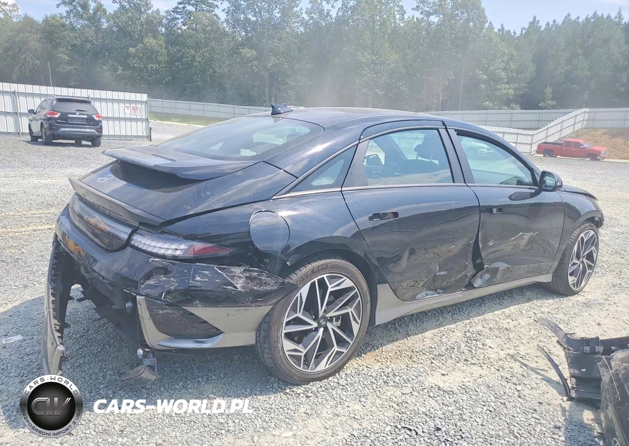 2025 Hyundai Ioniq 6 Sel VIN:KMHM34AA0SA096910 - 3