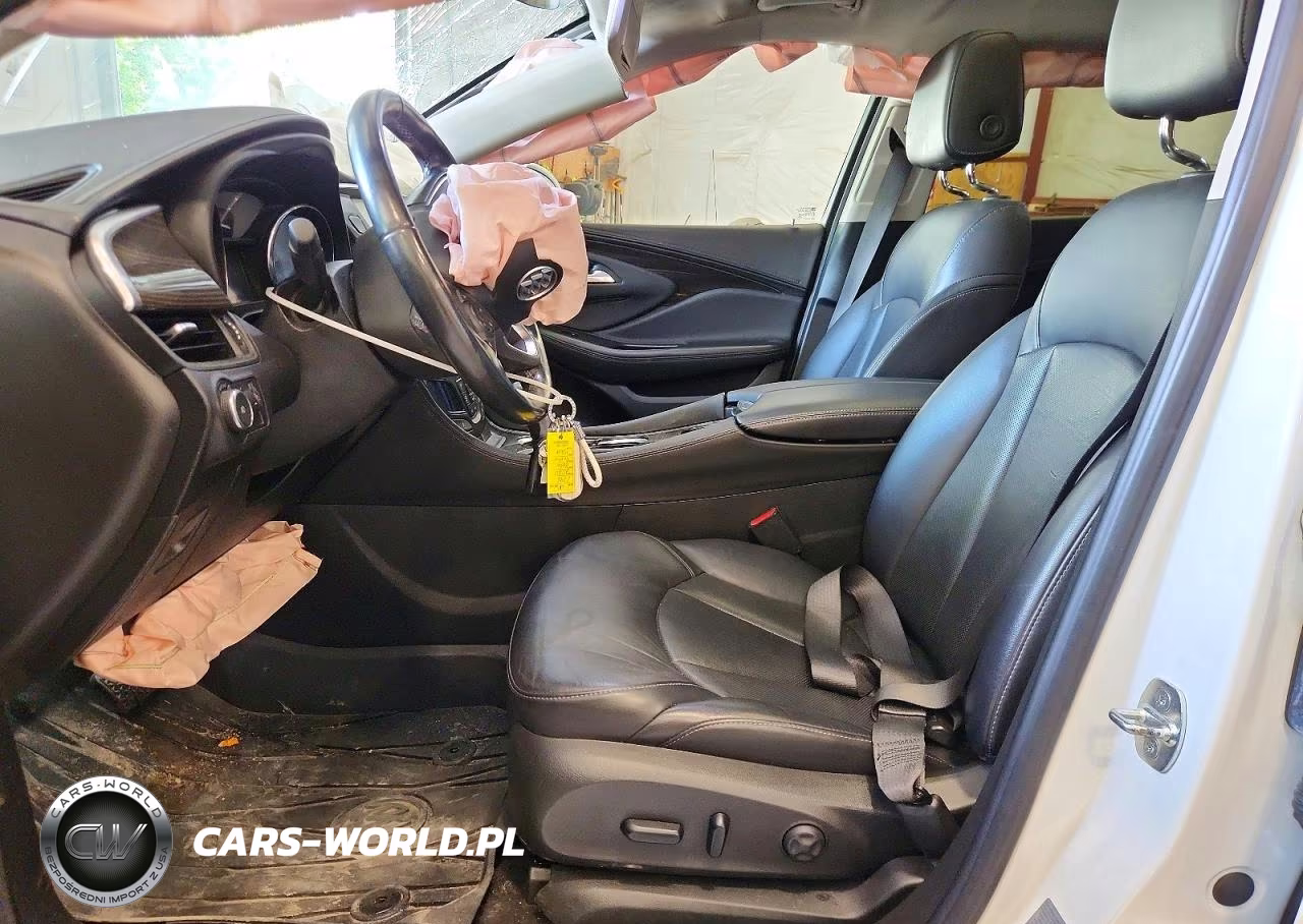 2020 Buick Envision Essence VIN:LRBFX2SA0LD083738 - 7