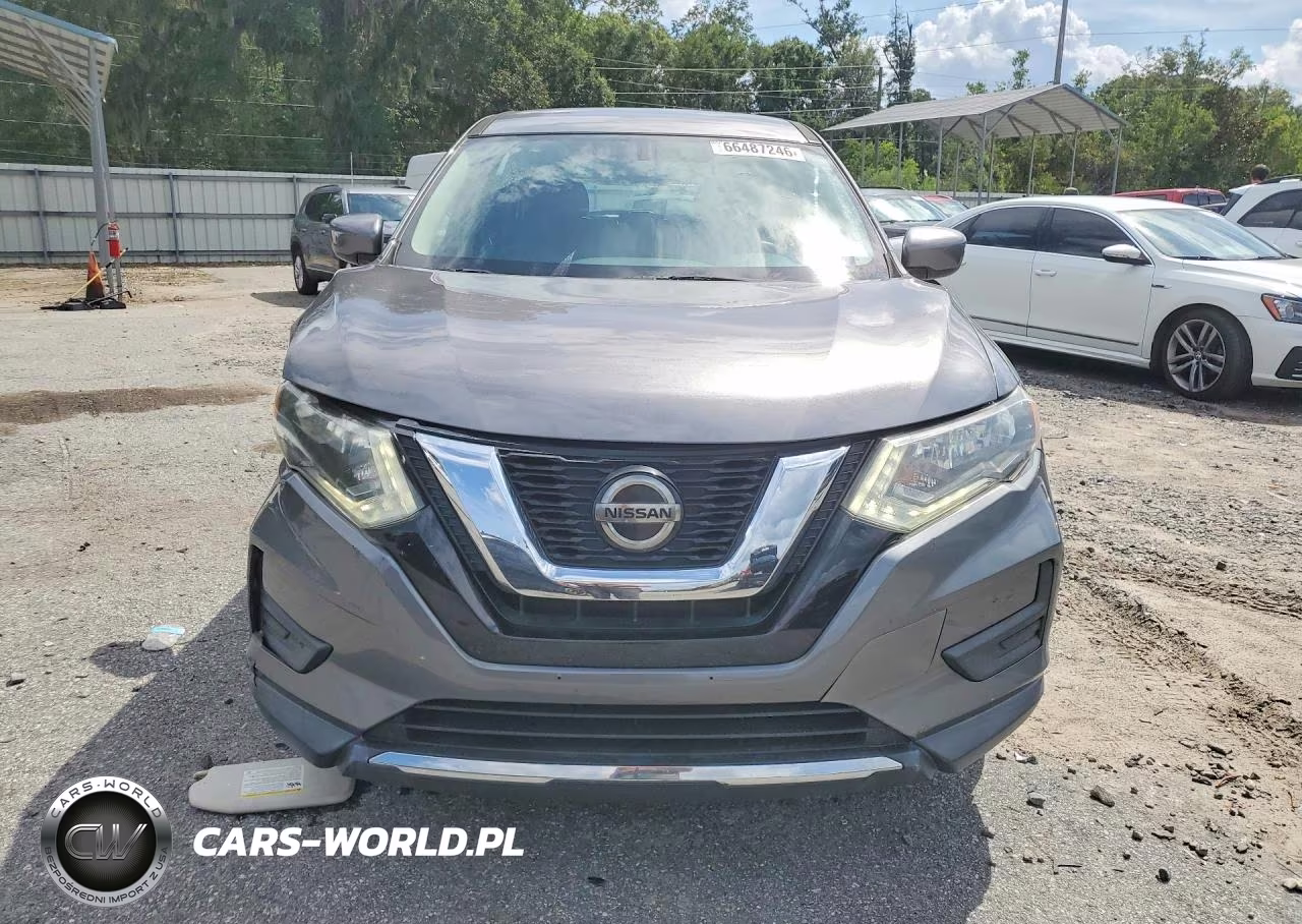 2018 Nissan Rogue S VIN:5N1AT2MT6JC753295 - 5