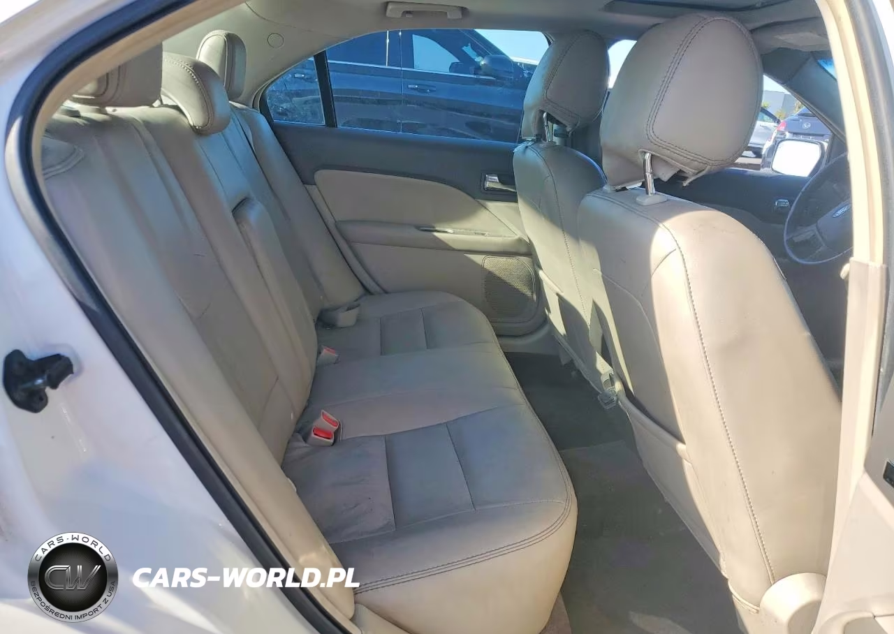 2012 Ford Fusion Hybrid VIN:3FADP0L39CR390366 - 10