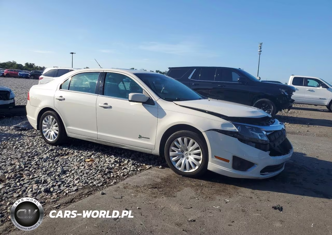 2012 Ford Fusion Hybrid VIN:3FADP0L39CR390366 - 4