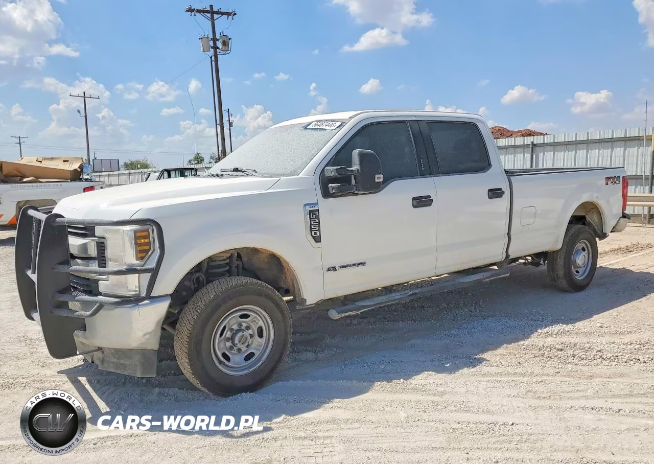 2018 Ford F250 Super Duty – zdjęcie 1 z 12