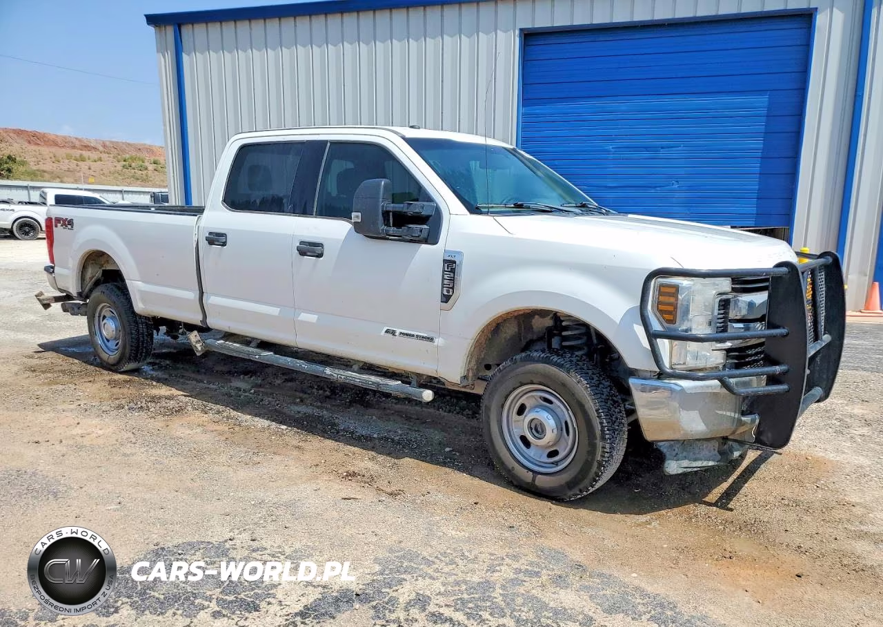 2018 Ford F250 Super Duty VIN:1FT7W2BT4JEC38891 - 4