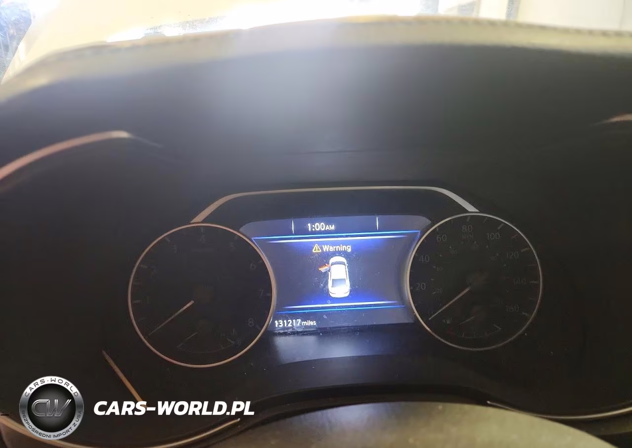 2017 Nissan Maxima 3.5S VIN:1N4AA6AP2HC420746 - 9