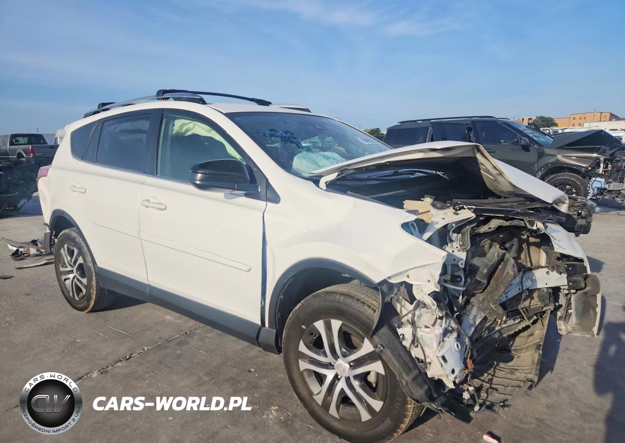 2018 Toyota Rav4 Le VIN:JTMZFREV0JJ180669 - 4
