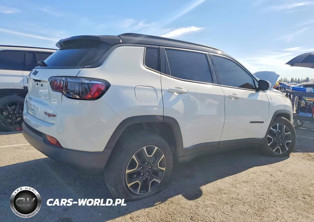 2021 Jeep Compass Trailhawk VIN:3C4NJDDBXMT600720 - 3
