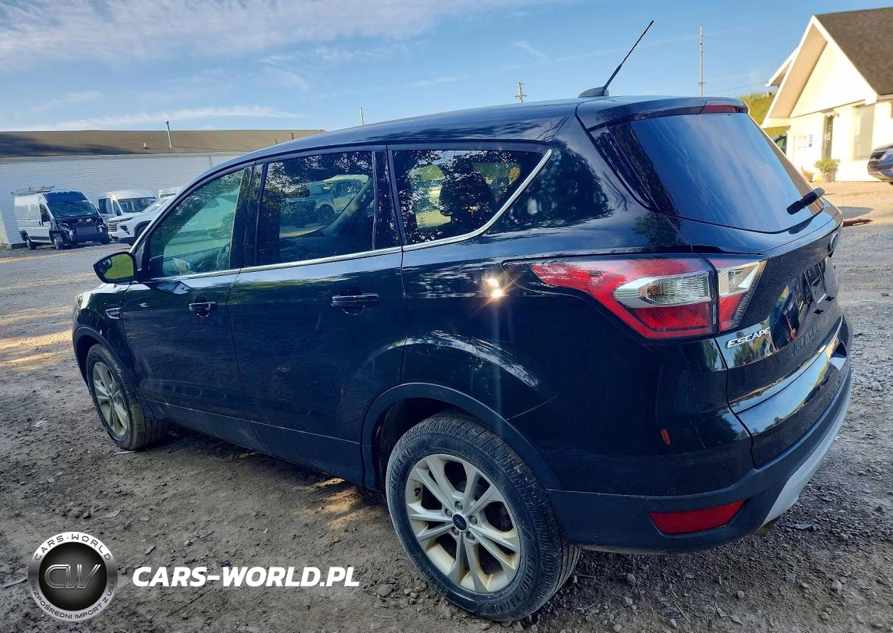 2017 Ford Escape Se VIN:1FMCU0GD2HUC97654 - 2
