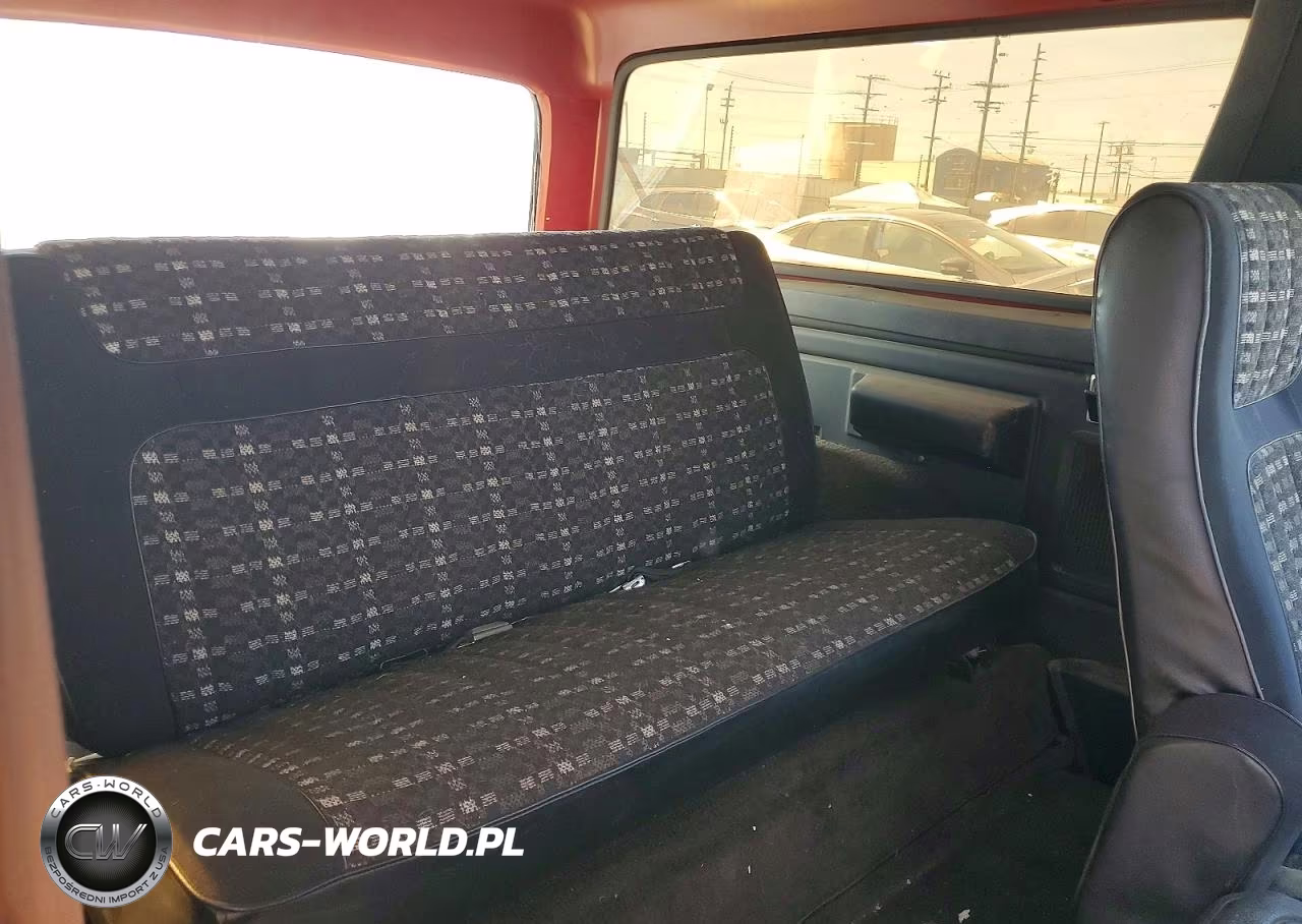 1982 Ford Bronco U100 VIN:1FMEU15G0CLA58520 - 11