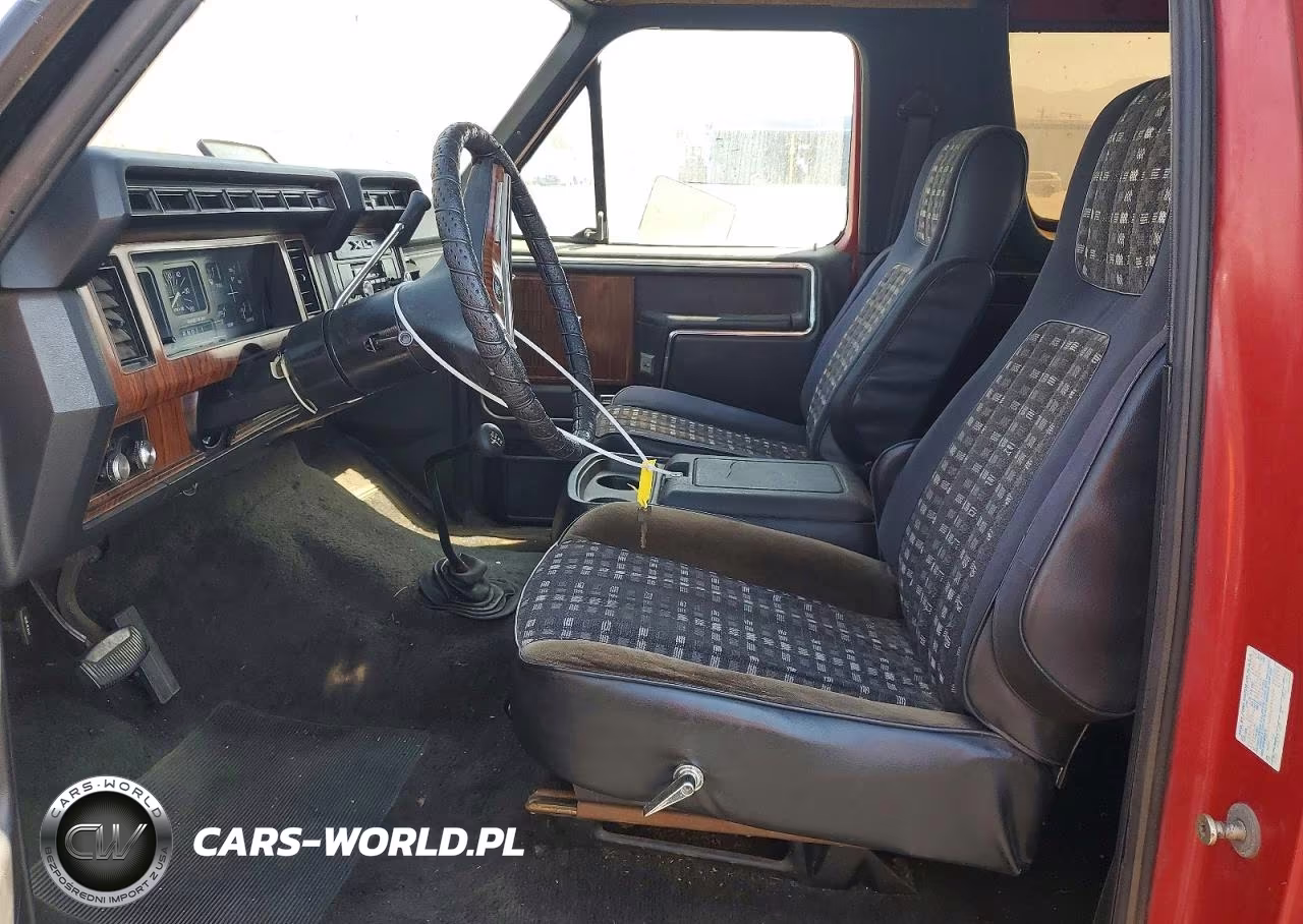 1982 Ford Bronco U100 VIN:1FMEU15G0CLA58520 - 7