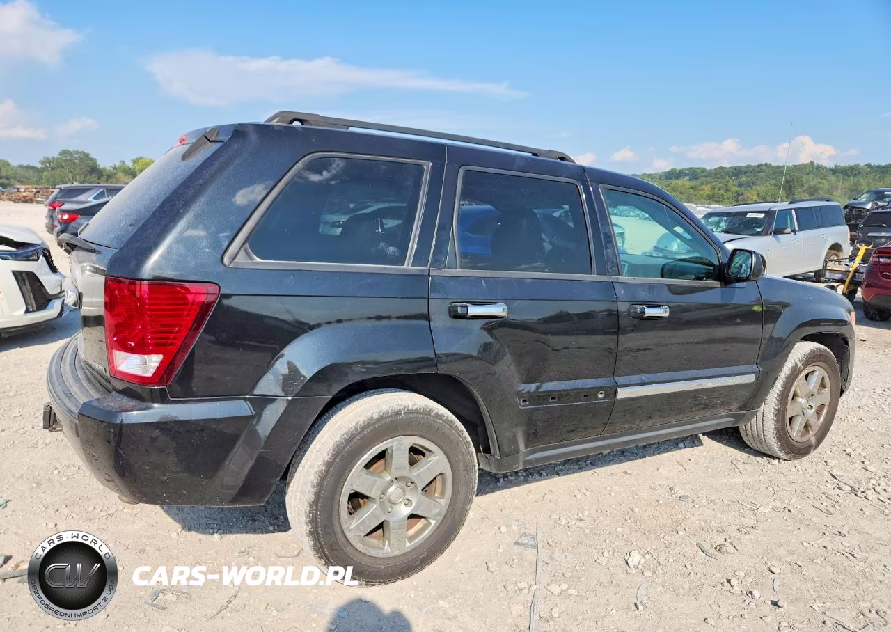 2010 Jeep Grand Cherokee Laredo VIN:1J4RR4GT0AC146185 - 3