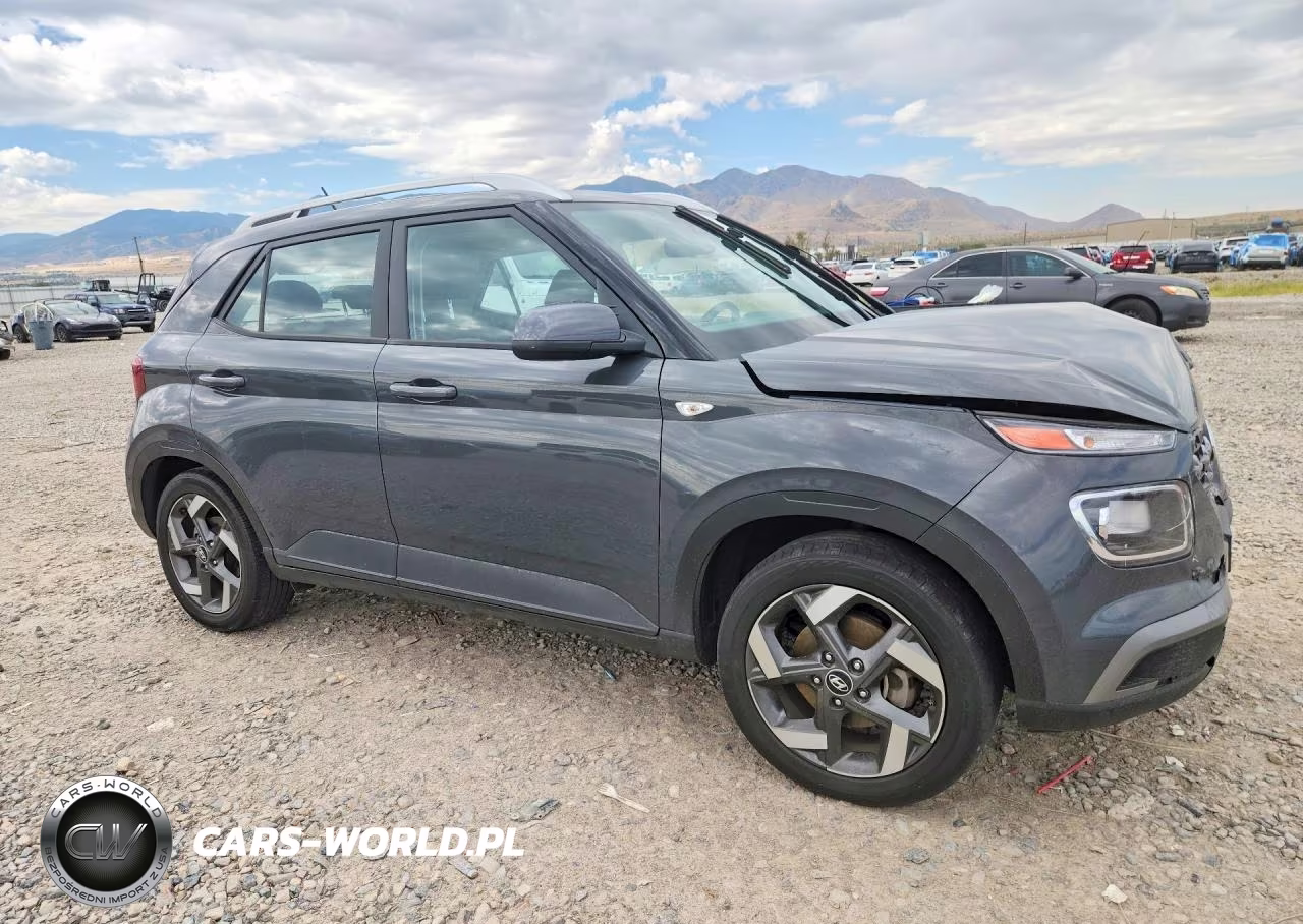 2023 Hyundai Venue Sel VIN:KMHRC8A36PU257118 - 4