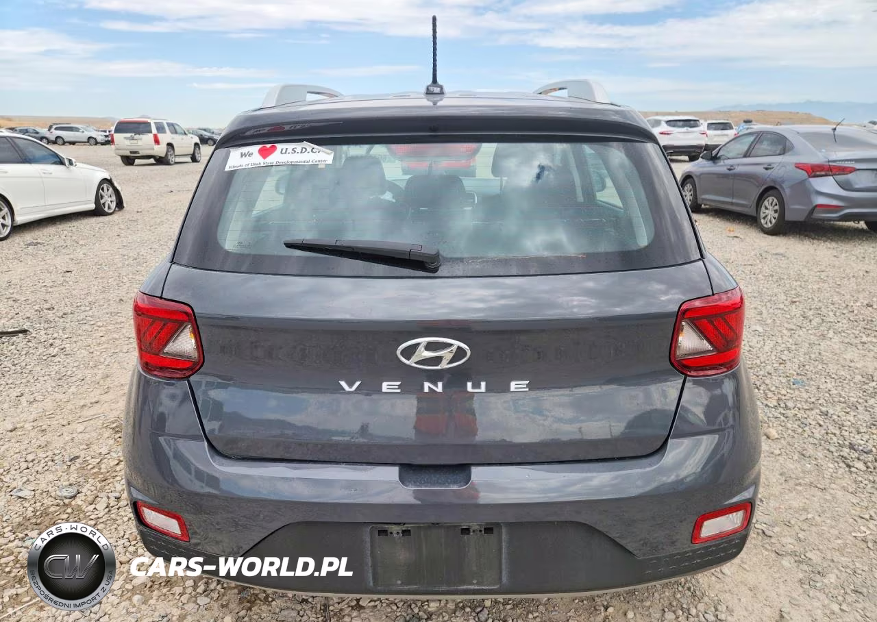 2023 Hyundai Venue Sel VIN:KMHRC8A36PU257118 - 6