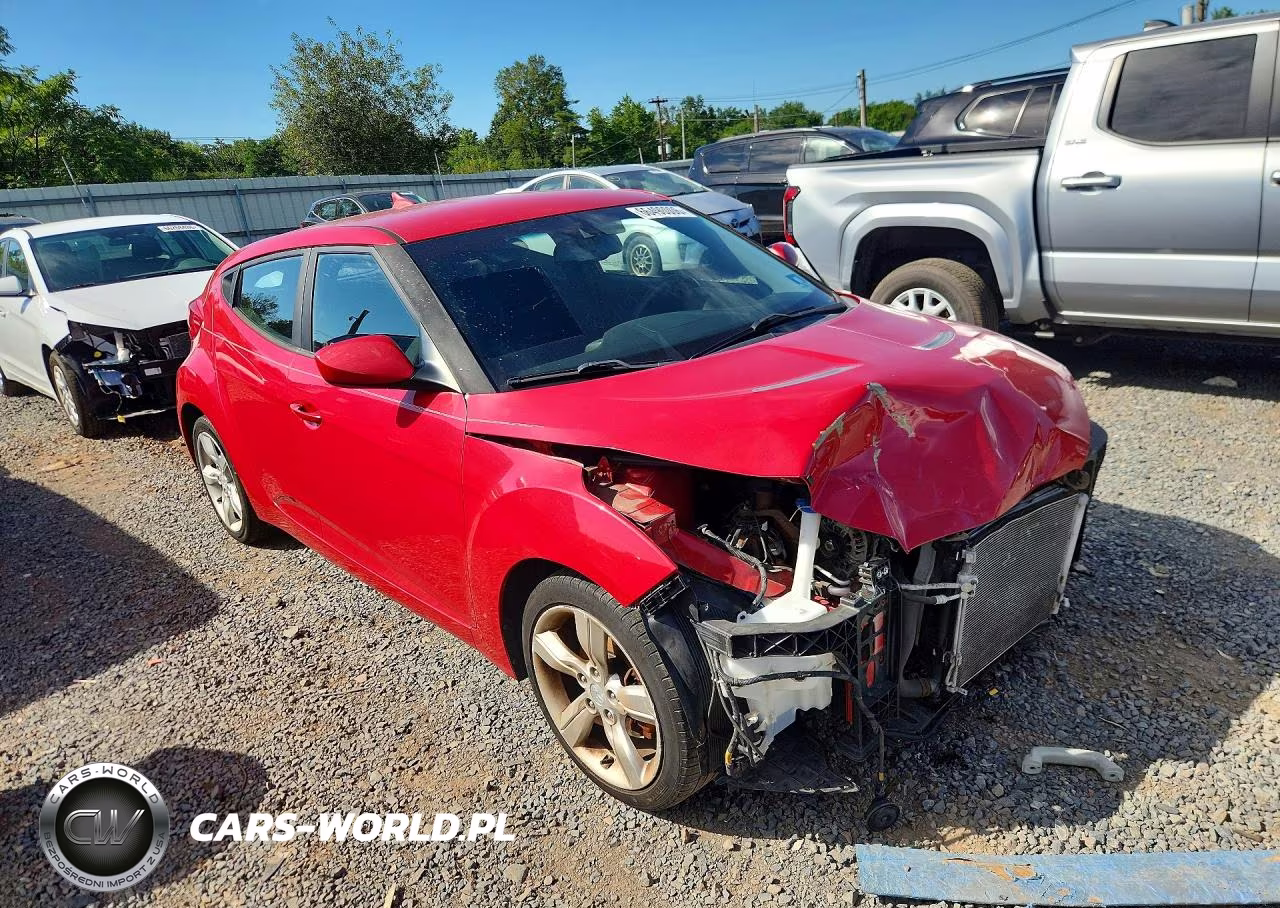 2014 Hyundai Veloster Base VIN:KMHTC6AD4EU217149 - 4