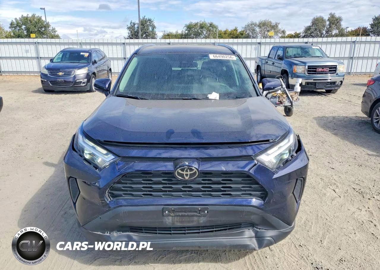 2023 Toyota Rav4 Xle VIN:2T3W1RFV0PW256739 - 5