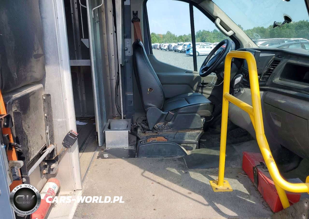2021 Ford Transit Delivery Truck VIN:1FDDF6P80MKA97057 - 11