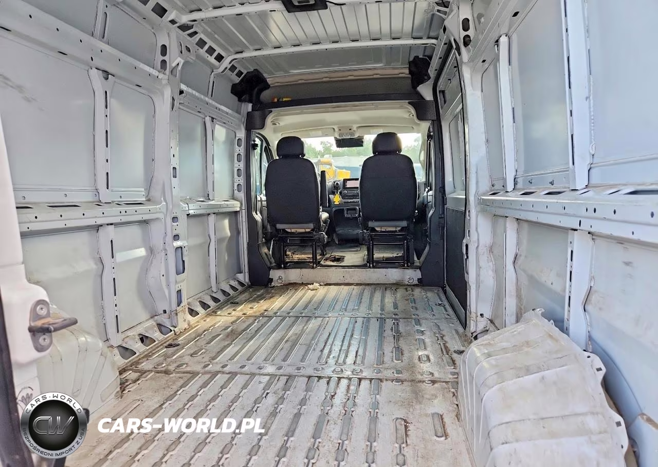 2025 Ram Promaster 2500 Delivery Van VIN:3C6LRVDG4SE512692 - 10