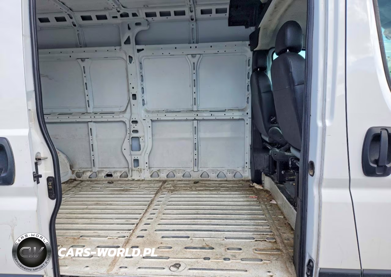 2025 Ram Promaster 2500 Delivery Van VIN:3C6LRVDG4SE512692 - 11