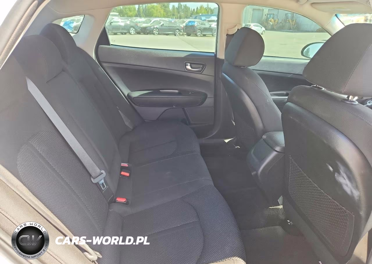 2020 Kia Optima Lx VIN:5XXGT4L39LG419339 - 10