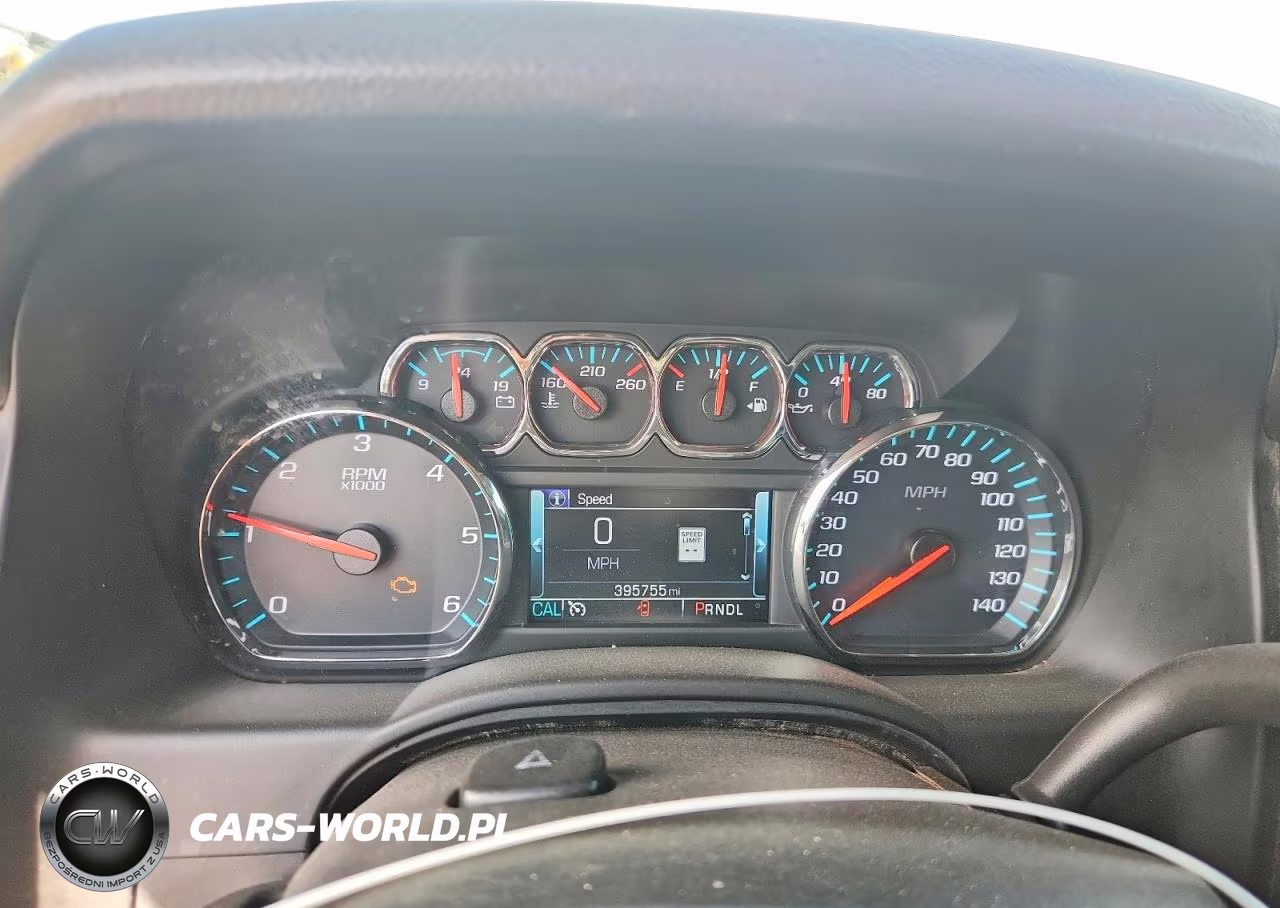 2019 Chevrolet Suburban K1500 Lt VIN:1GNSKHKC3KR408801 - 9