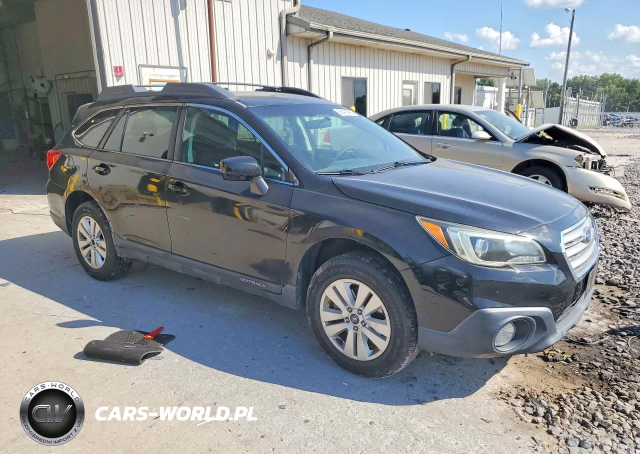 2016 Subaru Outback 2.5I Premium VIN:4S4BSBCC6G3344926 - 4