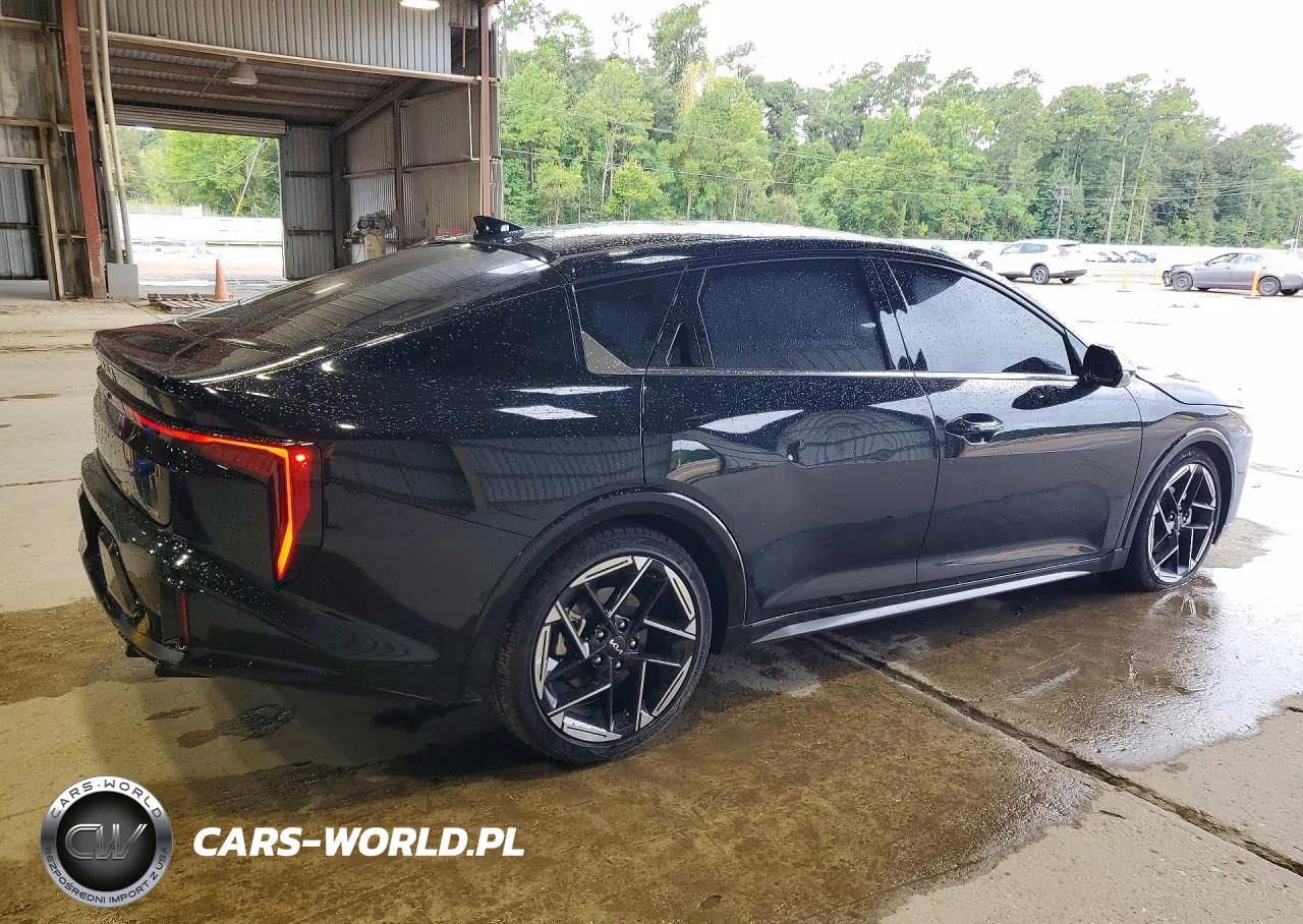 2026 Kia K4 Gt Line VIN:3KPFW4DE6TE346197 - 3