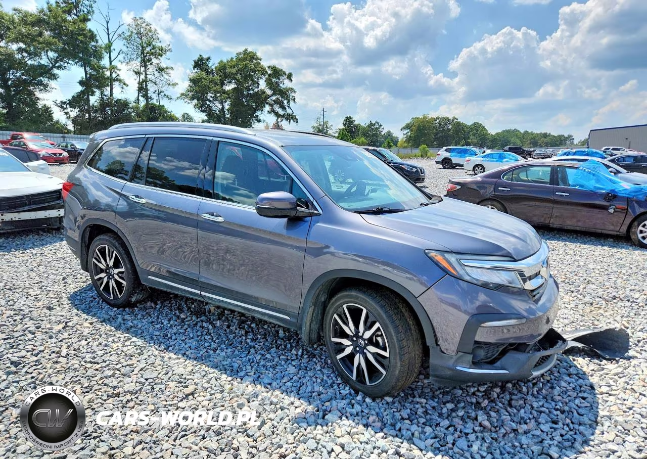 2019 Honda Pilot Touring VIN:5FNYF5H61KB034170 - 4