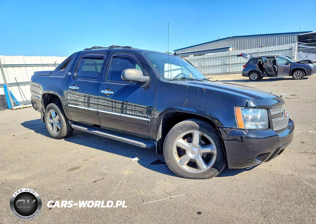 2012 Chevrolet Avalanche Ltz VIN:3GNTKGE78CG135496 - 4